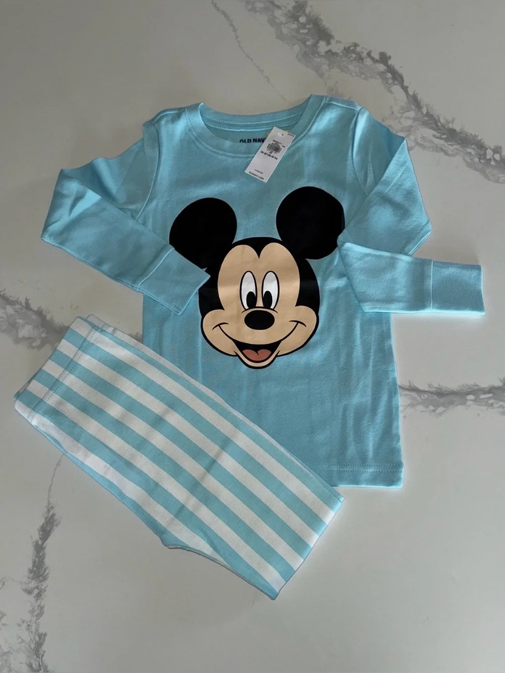 Old Navy Disney Kids’ Mickey Mouse Pajama Set Size 4